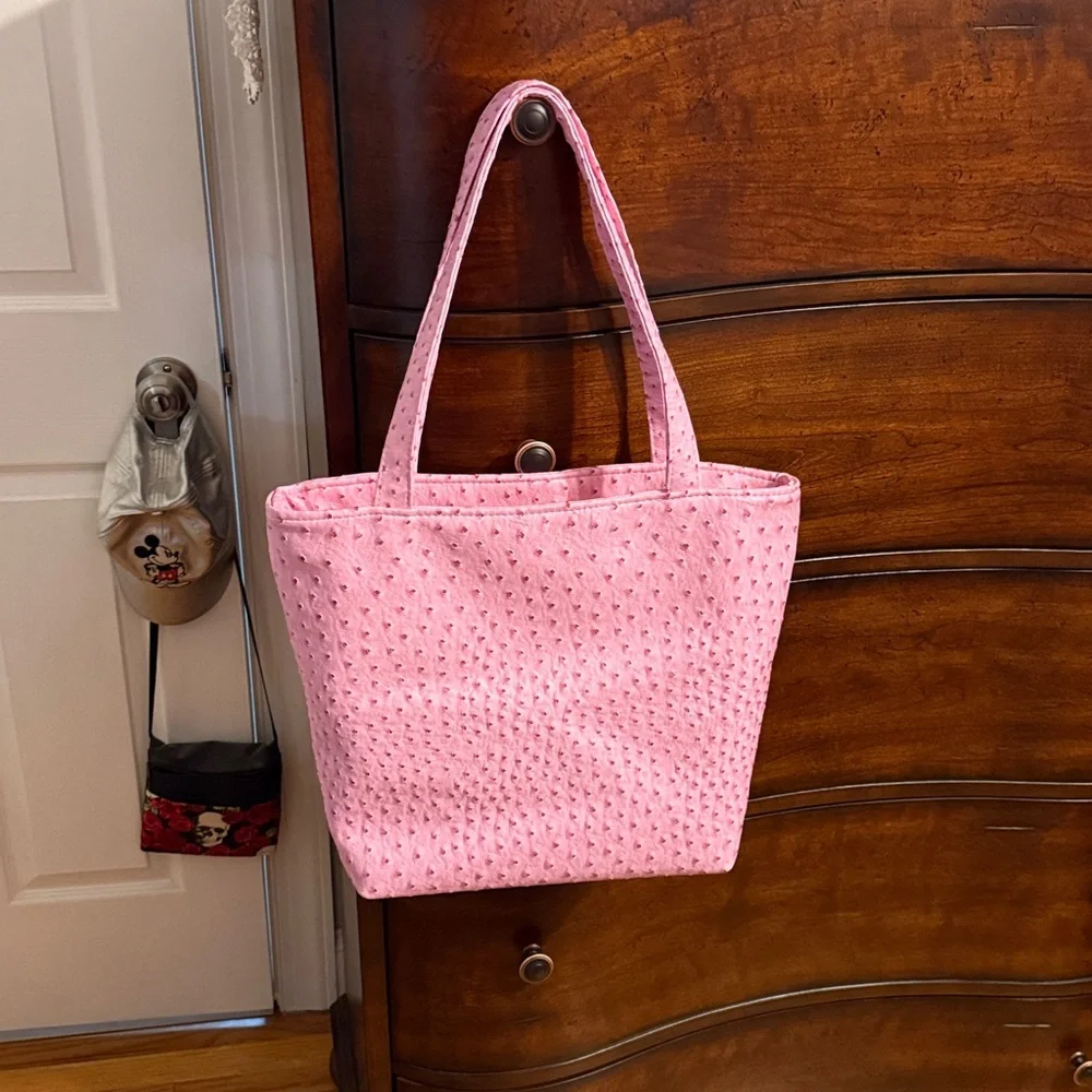 Makeup Junkie Blush Ostrich Tote Bag - Picture 2 of 5
